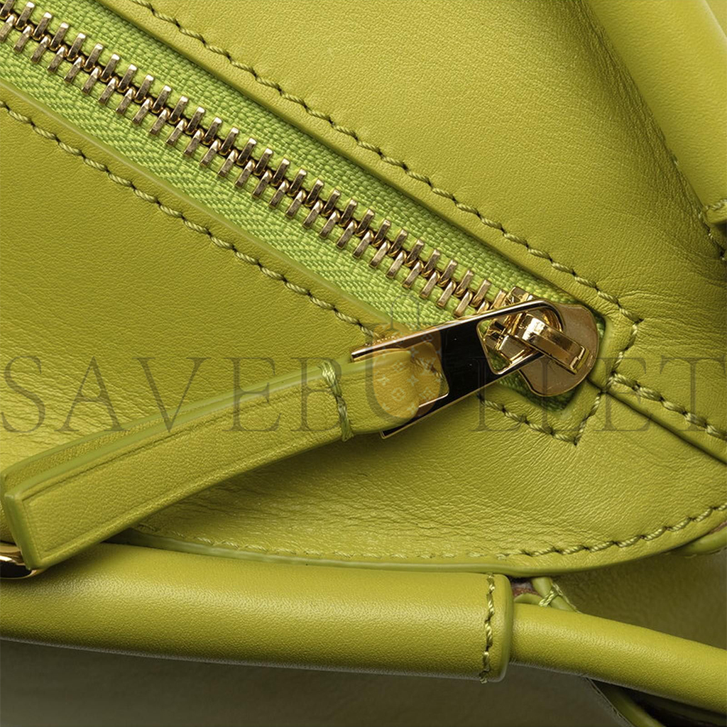 l*ew* small paseo bag in shiny nappa calfskin a709p48x02 (35*21*11.5cm)